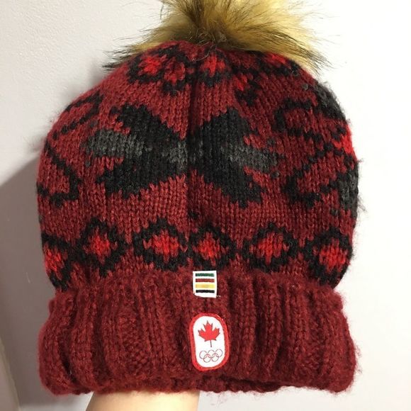 Canada Red Black Pom Pom Beanie One Size Wool Blend - Picture 11 of 12